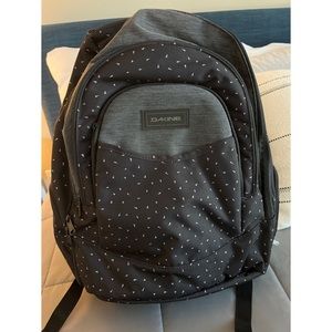 NWOT DaKine Prom 25L Backpack + Laptop - Black Slashdot